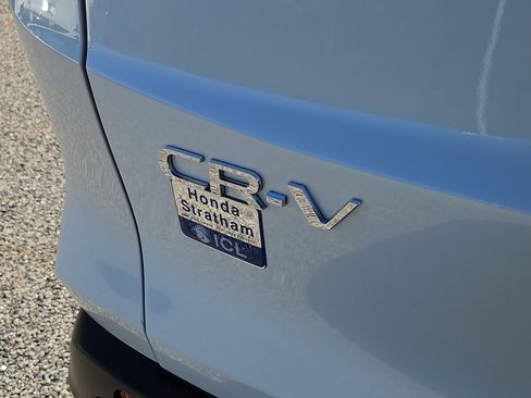 Used 2025 Honda CR-V EX image 5