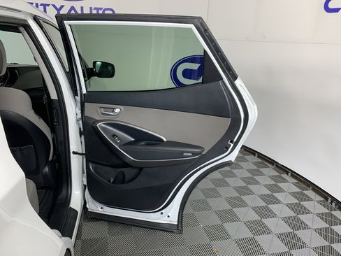 Used 2018 Hyundai Santa Fe Sport FWD image 32