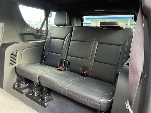 Certified 2024 Chevrolet Suburban Premier image 15