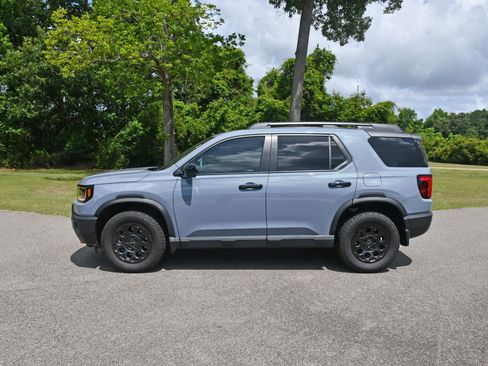 Used 2026 Honda Passport TrailSport image 2