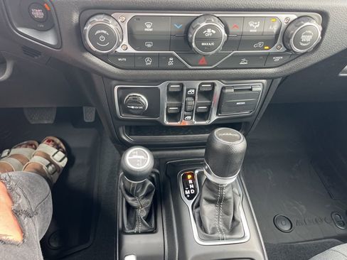 New 2026 Jeep Gladiator Sport image 50