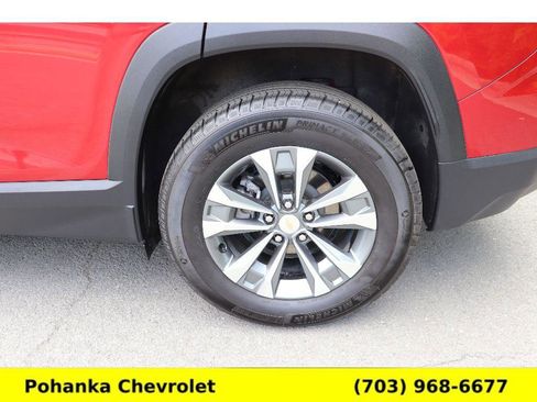 Certified 2025 Chevrolet Equinox LT w/ Safety and Technology Package AWD/4WD image 28