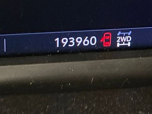 Used 2020 Chevrolet Silverado 1500 RST image 6