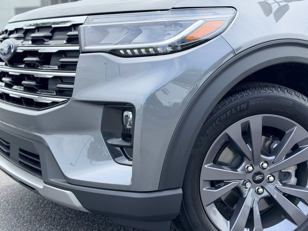 New 2026 Ford Explorer Active w/ Active Comfort Package AWD/4WD image 3