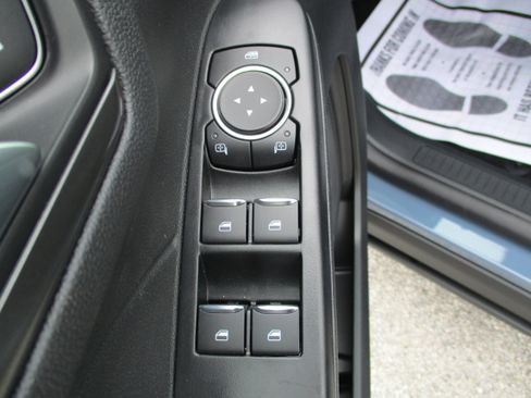 New 2025 Ford Escape Plug-in Hybrid image 10