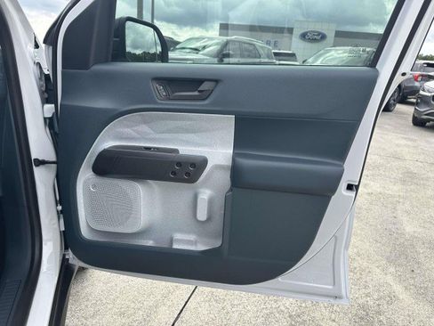 New 2025 Ford Maverick XLT w/ XLT Luxury Package image 14