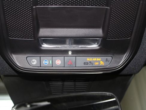 New 2026 Honda Prologue EX image 43