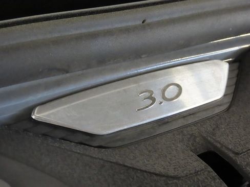 Certified 2023 Porsche 911 Carrera RWD image 57