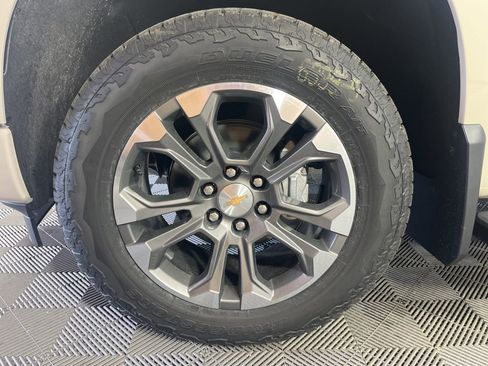 New 2026 Chevrolet Silverado 1500 High Country w/ Technology Package AWD/4WD image 15