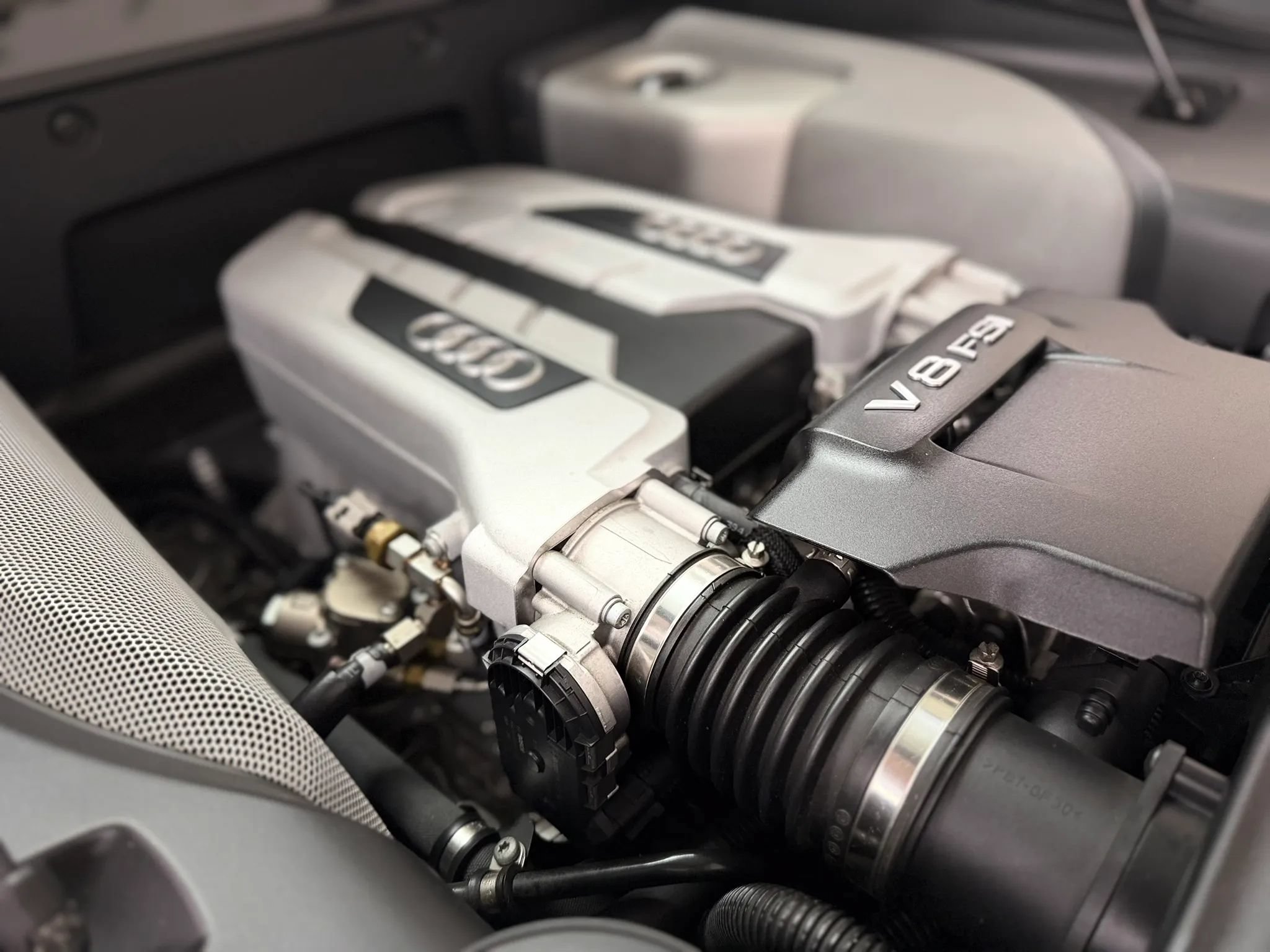 Used 2012 Audi R8 V8 AWD/4WD image 27