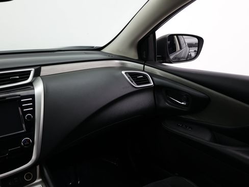Used 2018 Nissan Murano SV FWD image 34