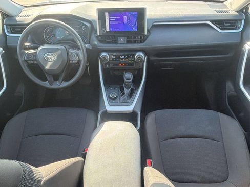 Used 2025 Toyota RAV4 LE AWD/4WD image 16