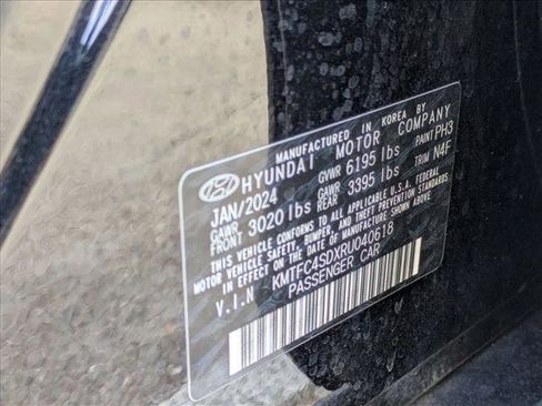 Used 2024 Genesis G90 3.5T image 23