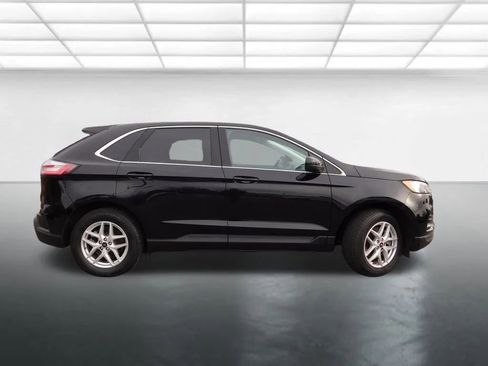 Used 2023 Ford Edge SEL image 4