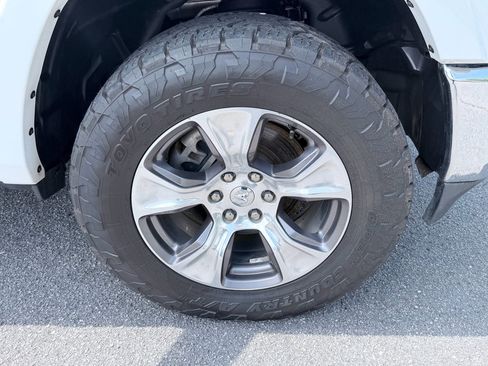 Used 2021 RAM 1500 Laramie AWD/4WD image 37