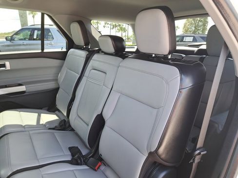 Certified 2021 Ford Explorer XLT w/ Equipment Group 202A image 12