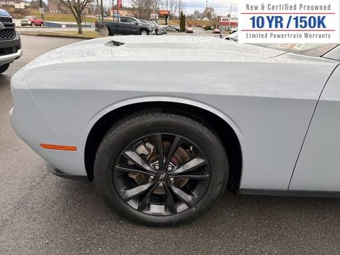 Used 2022 Dodge Challenger SXT w/ Blacktop Package image 11
