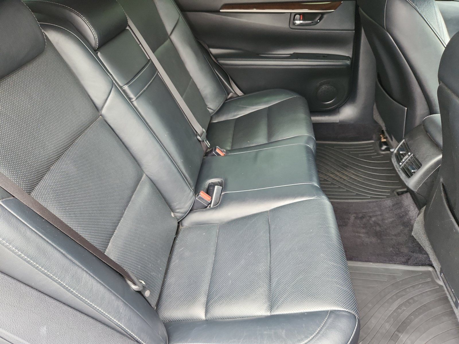 Used 2013 Lexus ES 350 w/ Luxury Pkg FWD image 30