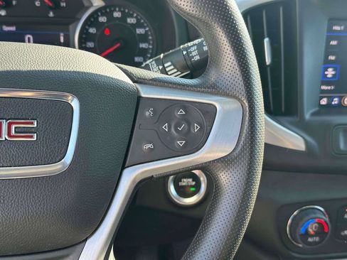 Used 2022 GMC Terrain SLE w/ Driver Convenience Package AWD/4WD image 23