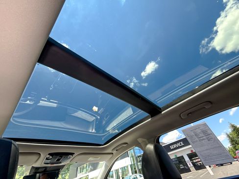 Certified 2025 Kia Sorento X-Line EX AWD/4WD image 39