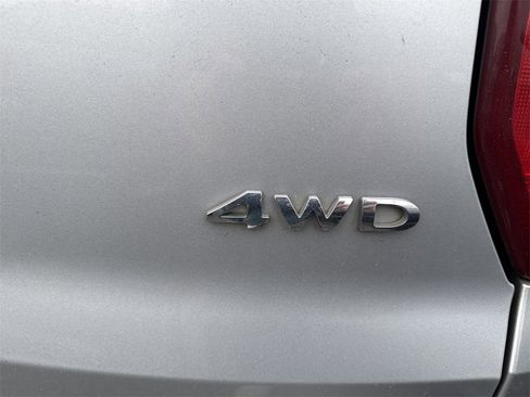 Used 2019 Ford Explorer Limited w/ Class III Trailer Tow Package image 19