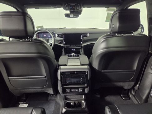 New 2026 Jeep Grand Wagoneer Limited AWD/4WD image 16