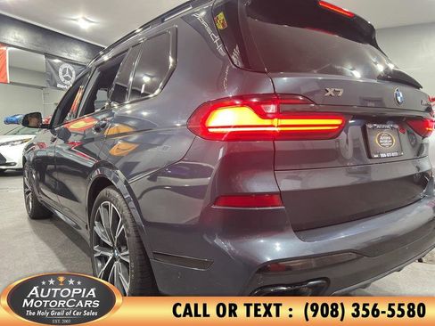 Used 2021 BMW X7 M50i AWD/4WD image 56