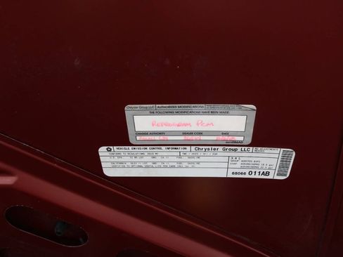 Used 2010 Jeep Wrangler Rubicon w/ PWR Convenience Group AWD/4WD image 94