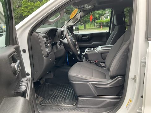 Used 2020 GMC Sierra 1500 4x4 Crew Cab w/ Convenience Package image 13