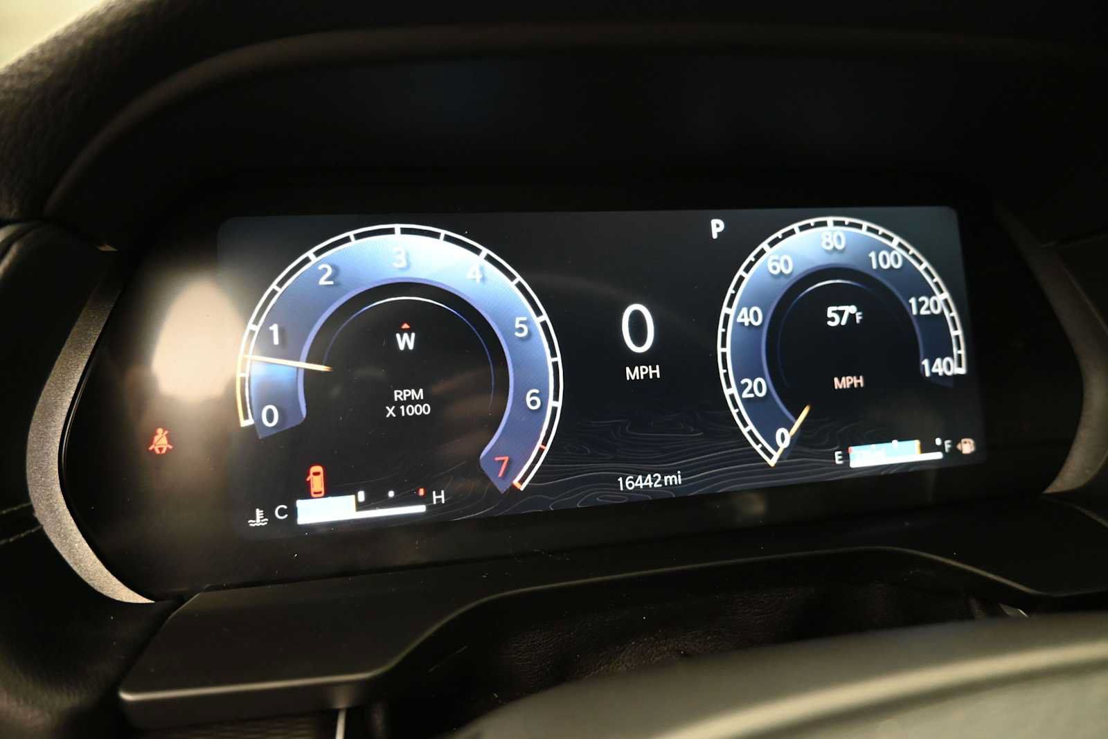 Used 2025 Jeep Grand Cherokee Laredo X w/ Luxury Tech Group I AWD/4WD image 7