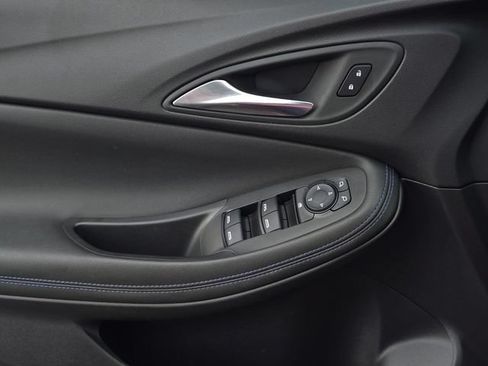 Used 2025 Buick Encore GX Sport Touring w/ Comfort Package FWD image 29
