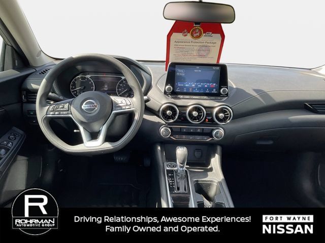 Used 2023 Nissan Sentra SV FWD image 12
