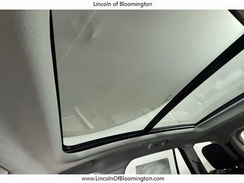 New 2026 Lincoln Aviator AWD image 60