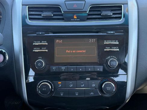 Used 2015 Nissan Altima 2.5 S w/ Power Driver Seat Package FWD image 26