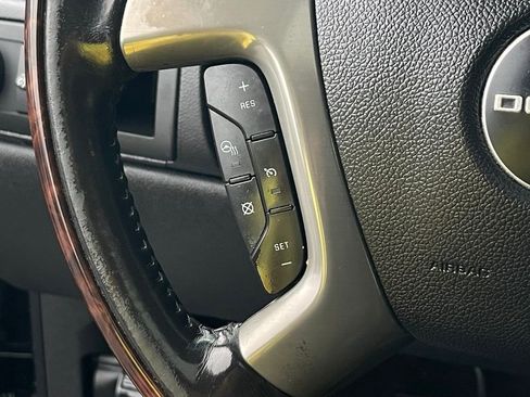 Used 2014 GMC Yukon Denali image 35