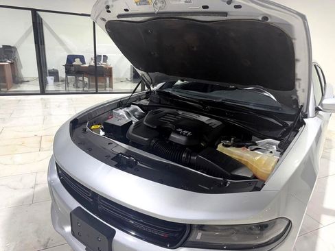 Used 2022 Dodge Charger SXT image 32