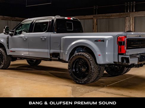 Used 2025 Ford F350 Platinum image 7