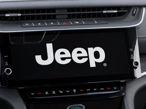 New 2026 Jeep Grand Cherokee L Limited w/ Limited Altitude Package AWD/4WD image 27