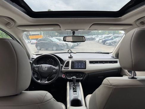 Used 2018 Honda HR-V EX-L image 4