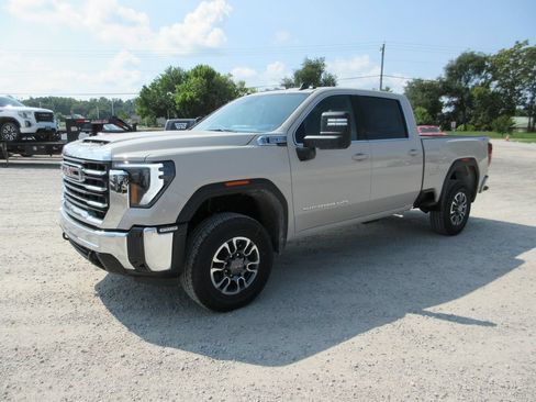 New 2026 GMC Sierra 2500 SLE w/ SLE Value Package; AWD/4WD image 10