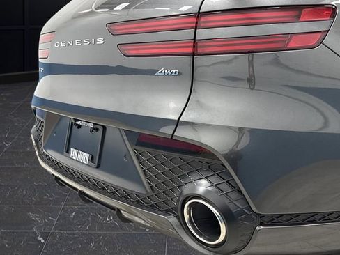 Used 2024 Genesis GV70 2.5T w/ Sport Prestige Package image 35