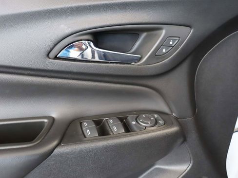 Used 2022 Chevrolet Equinox LT FWD image 14