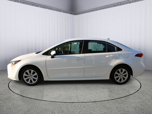 Certified 2023 Toyota Corolla LE image 5