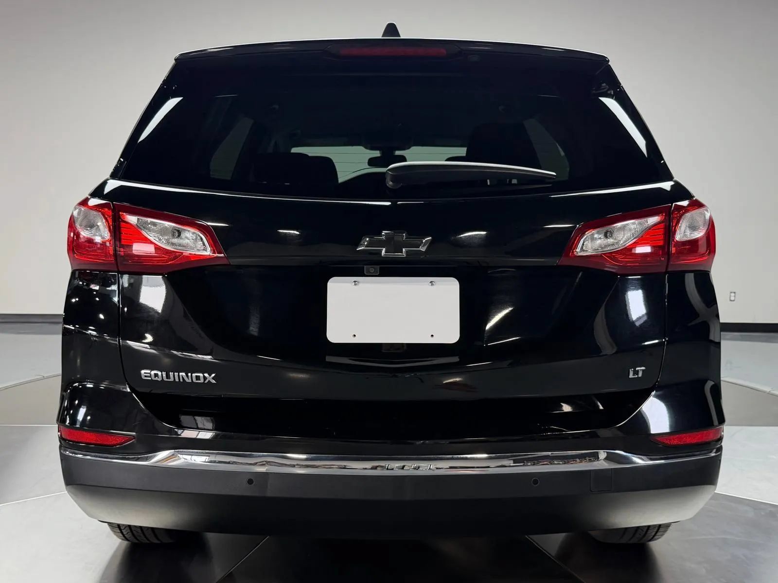 Used 2018 Chevrolet Equinox LT FWD image 5