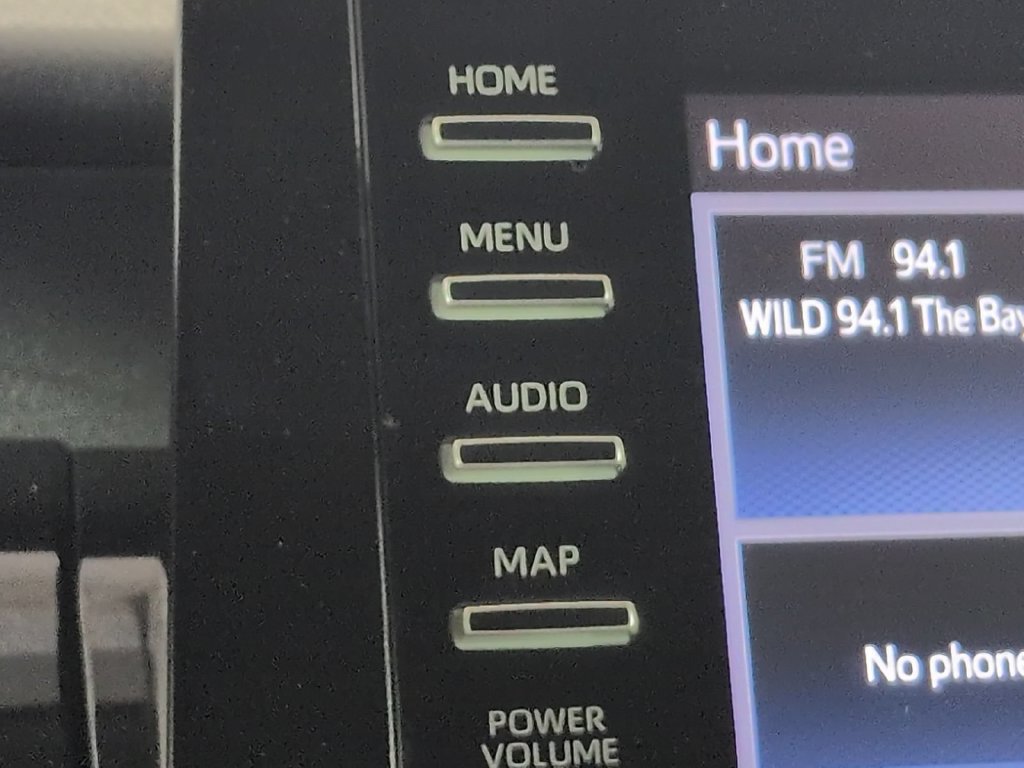 Used 2022 Toyota Camry SE FWD image 31