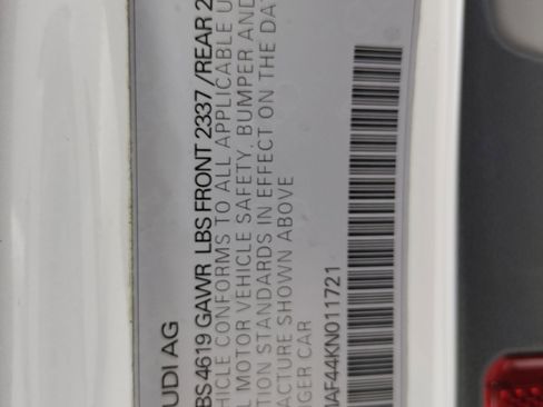 Used 2019 Audi A4 2.0T Premium image 35