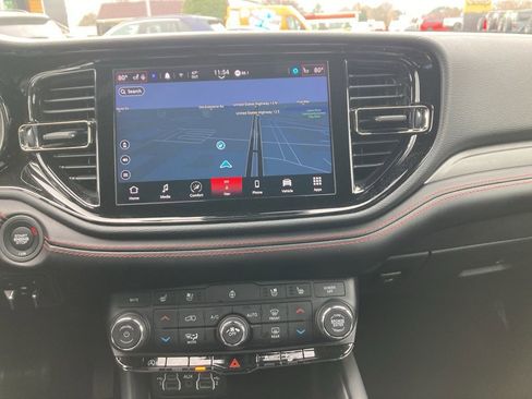 Used 2024 Dodge Durango GT image 16