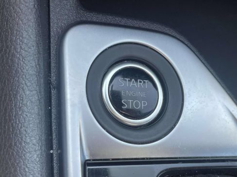 Used 2025 Nissan Sentra SV FWD image 22