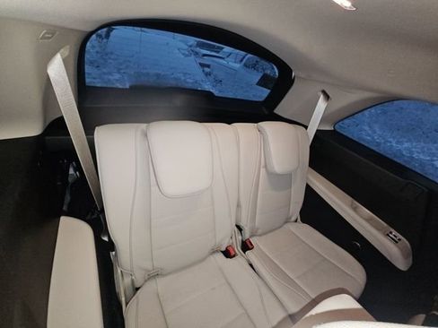 Used 2022 Mercedes-Benz GLS 450 4MATIC image 8