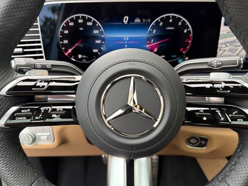 New 2026 Mercedes-Benz GLS 450 4MATIC image 24
